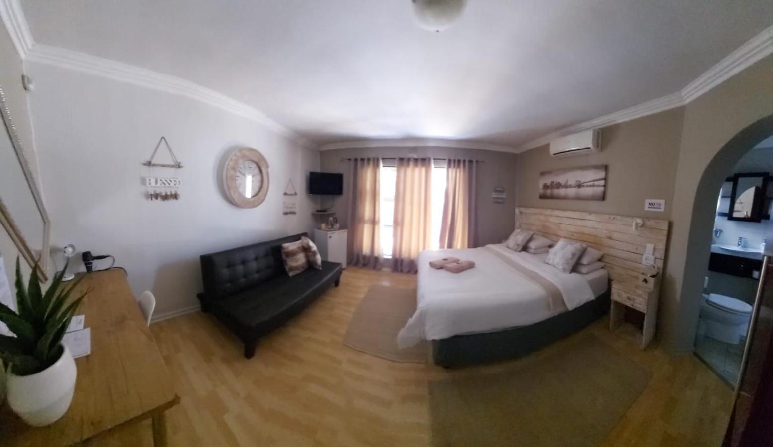 Villa Mariss Guesthouse Kraaifontein Luaran gambar